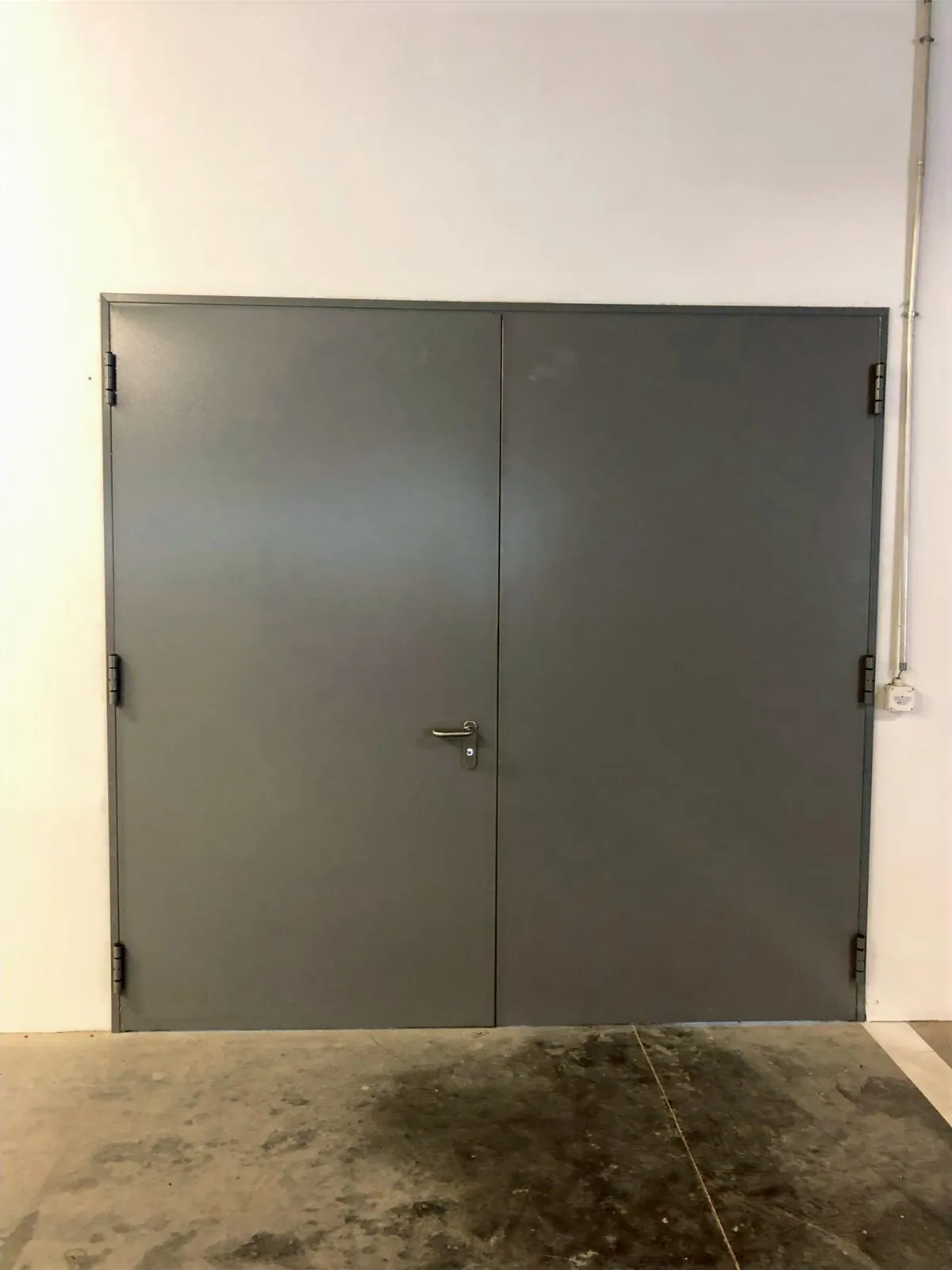 Porta blindata a doppia anta